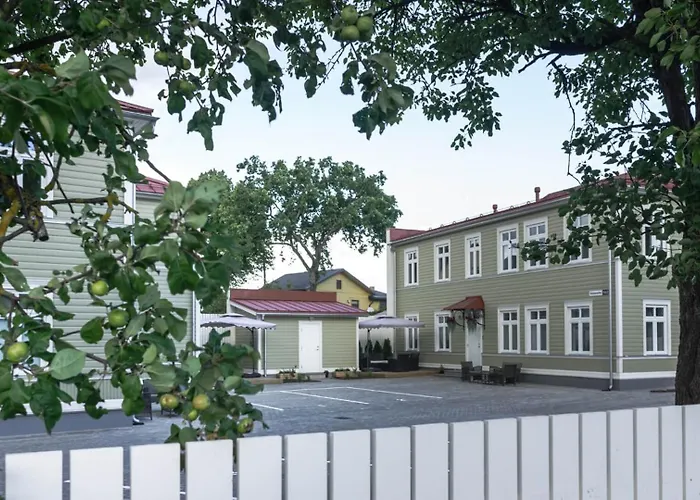 Kalamehe 4 Near Center